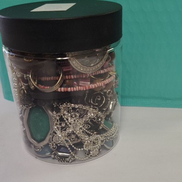 Mystery Jewelry Jar #68 - Picture 5 of 6